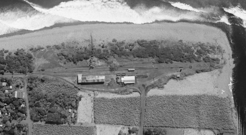 Fig. 9 : La gare de Saint-Benoît en 1961. Extrait d’une vue aérienne IGN (IGNF_PVA_1-0__1961-09-04__C92PHQ6711_1961_REUNION23_0002)