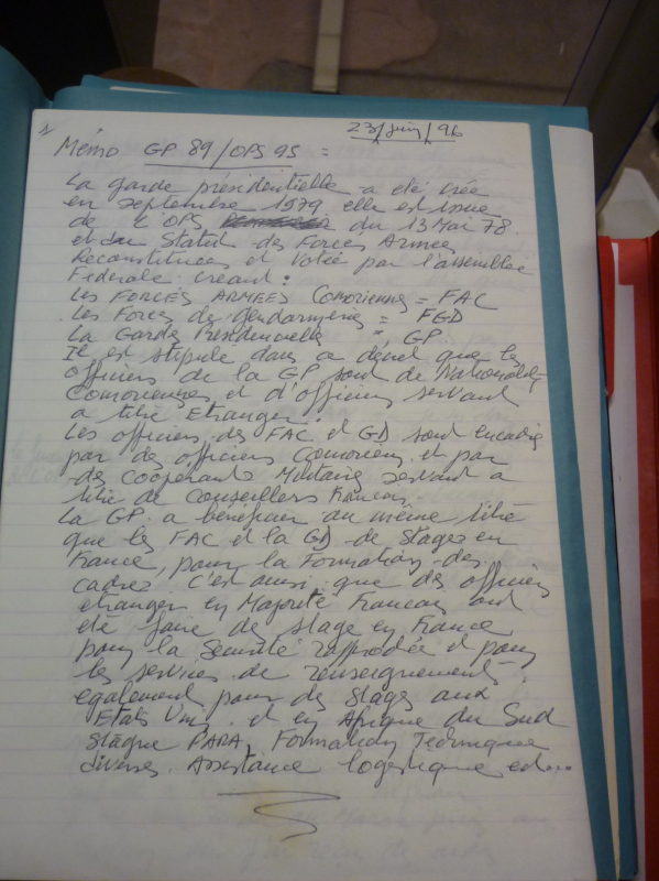 Notes manuscrites sur la chute de la garde présidentielle